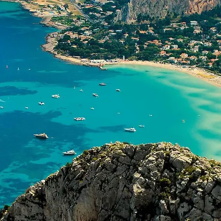 Caput Mundi Casa de hóspedes Mondello