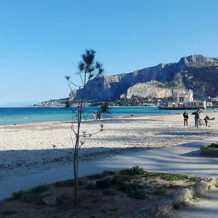 Caput Mundi Casa de hóspedes Mondello